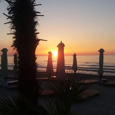 Lazar Apartament Mamaia Exterior foto
